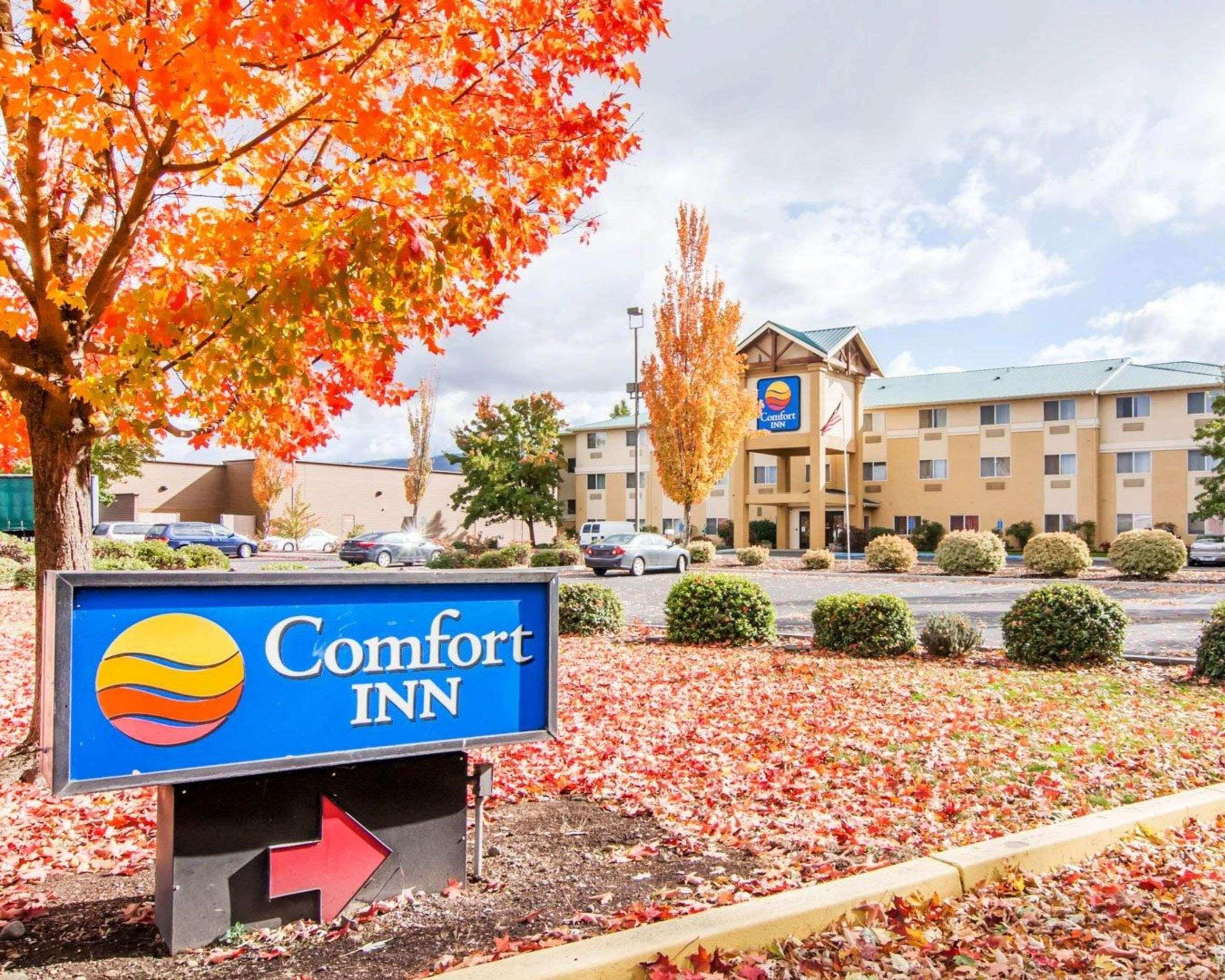 Comfort Inn Medford South Exteriér fotografie